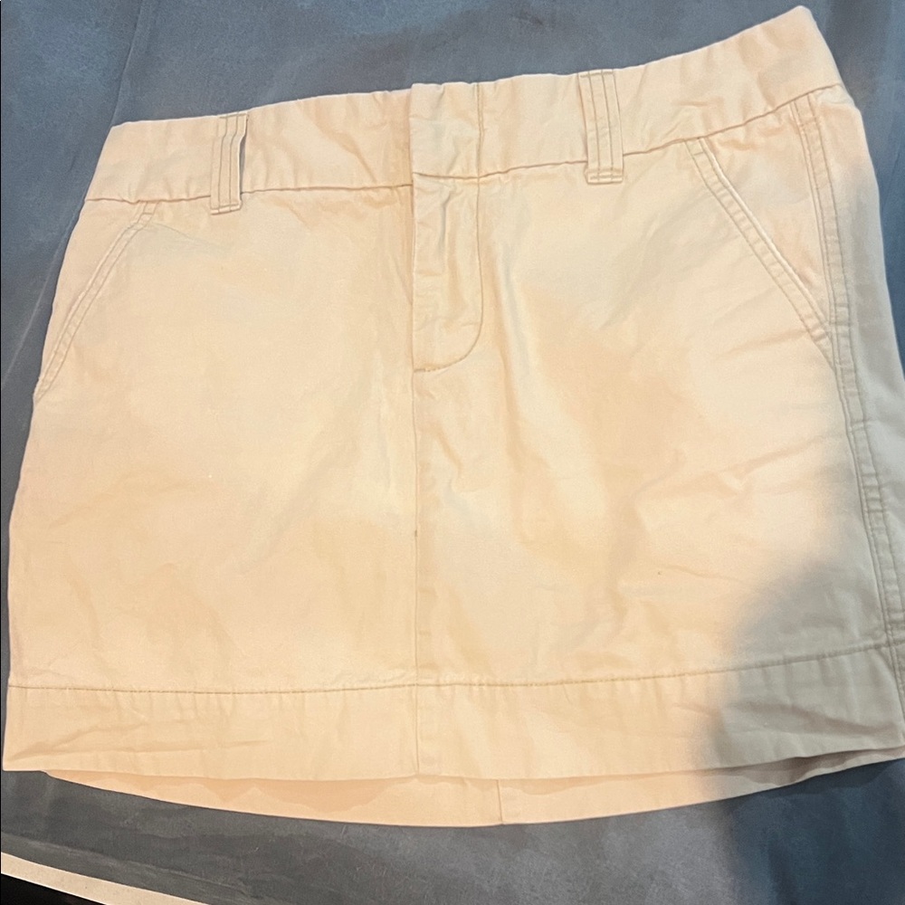GAP Women's Tan Skort